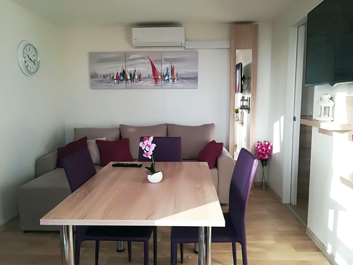 Holiday Home Happiness Privlaka  Exterior photo